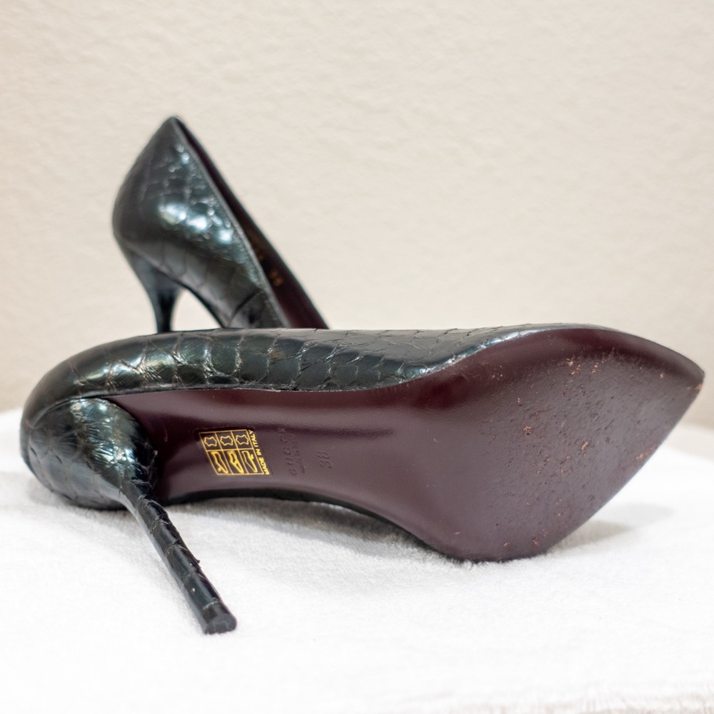 Gucci Vintage Python Heels - image 7
